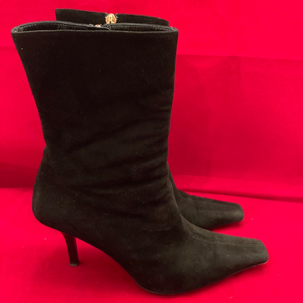 Gucci Suede Ankle Boots